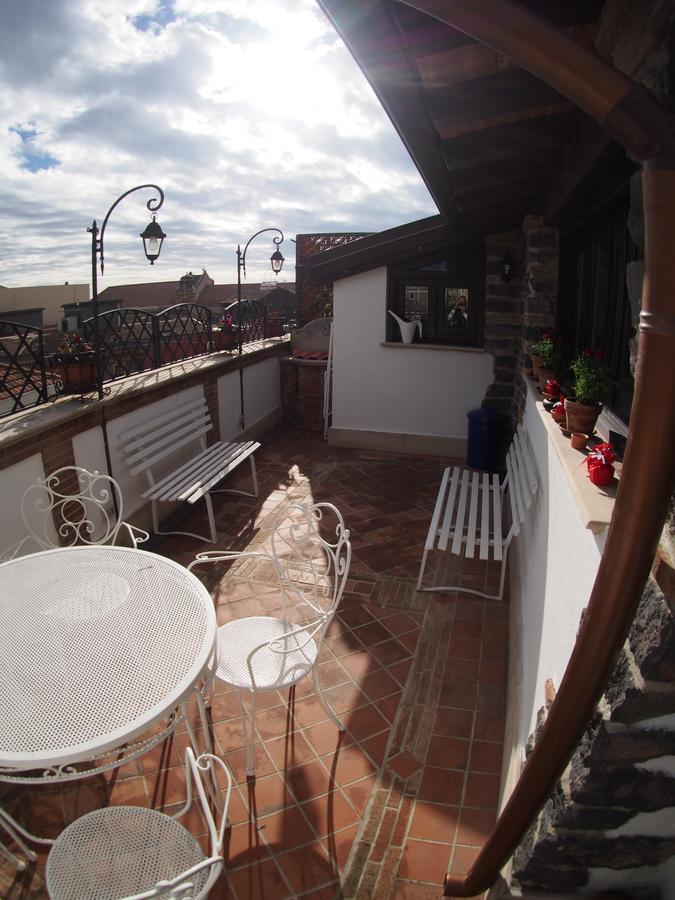 Casa Felice Nel Centro Storico, Tra Etna E Mare Apartment Catania Bagian luar foto